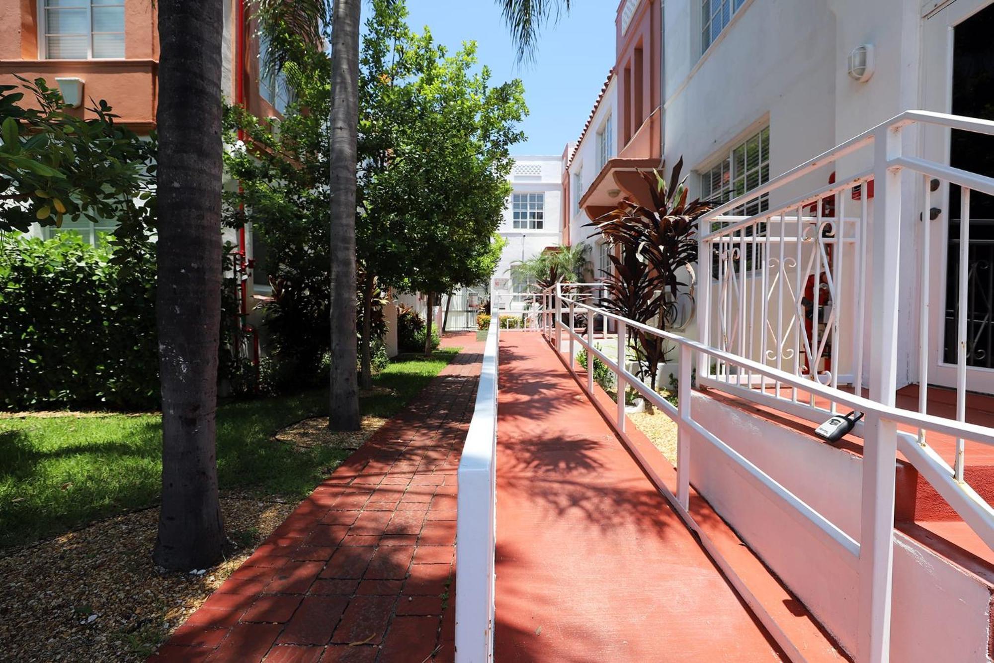 South Beach 2 Bedroom 2 Bathroom Steps To Ocean Drive Miami Beach Eksteriør bilde